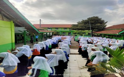 Senam dan Makanan Bergizi untuk Hidup Sehat